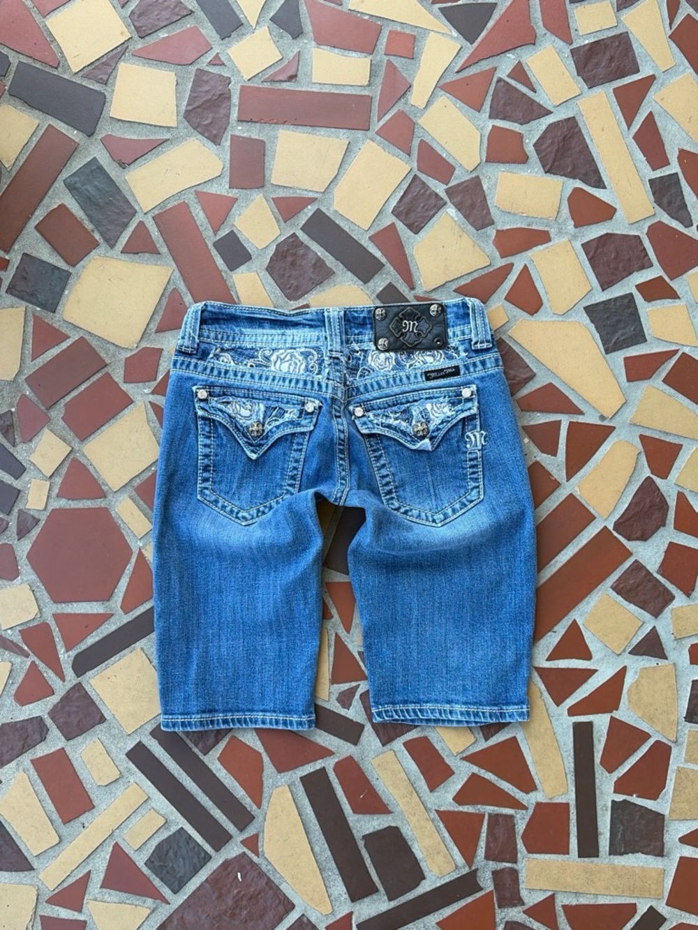Low Rise Miss Me Blue Denim Embroidered Back Pocket Shorts